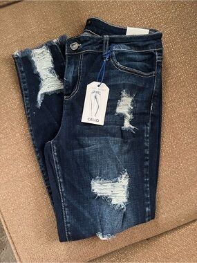 Cello Women's Distressed Dark Blue Cropped Skinny Jeans